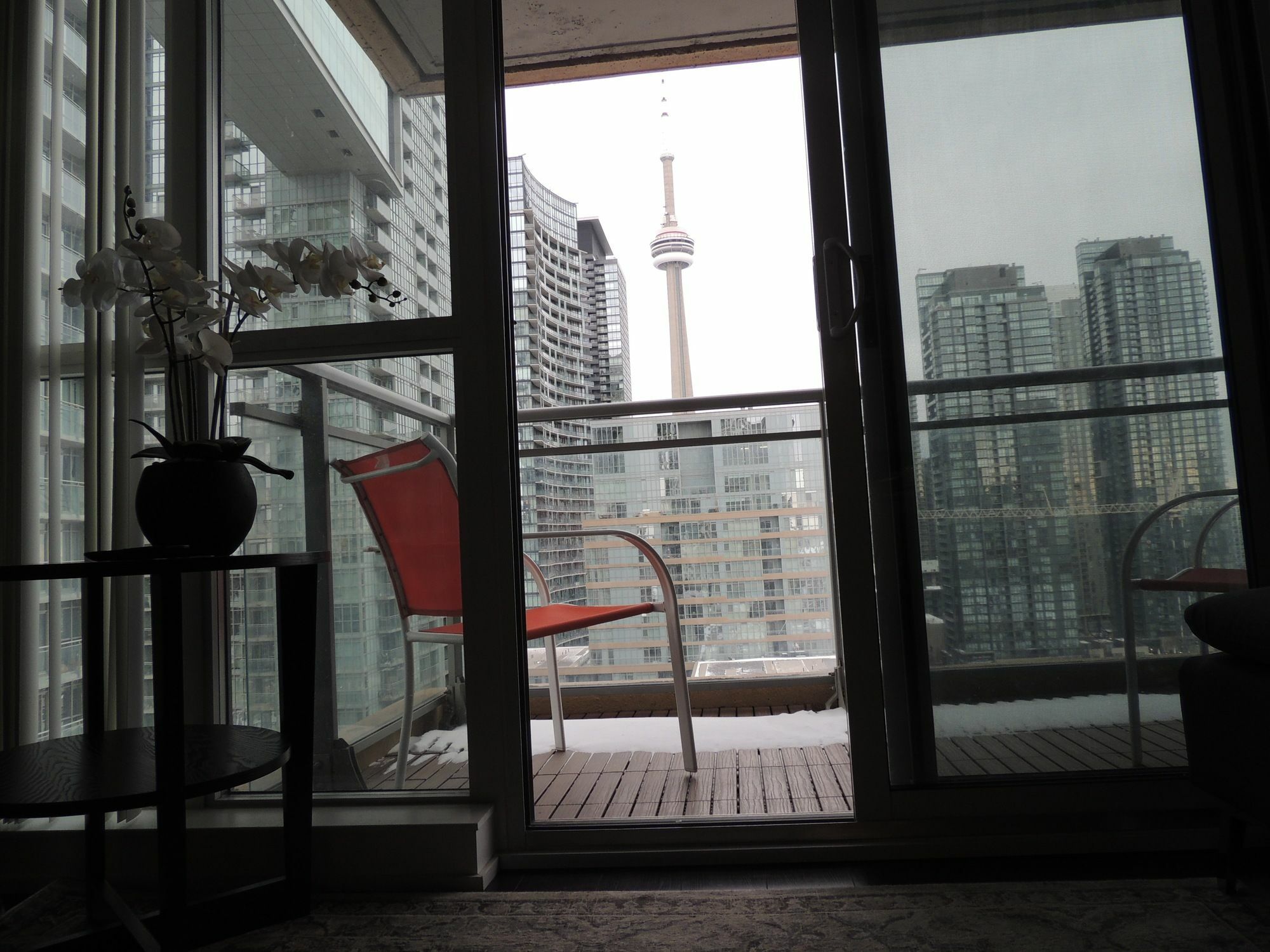 Tvhr - Luxury Condos In Heart Of Downtown Торонто Экстерьер фото
